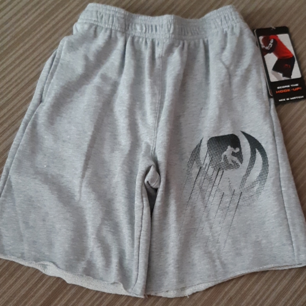 NWT ANDI boy's basketball shorts SIZE 8M